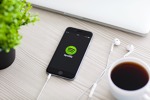 Na Spotify mají milion přehrání. Kolik za to dostanou?